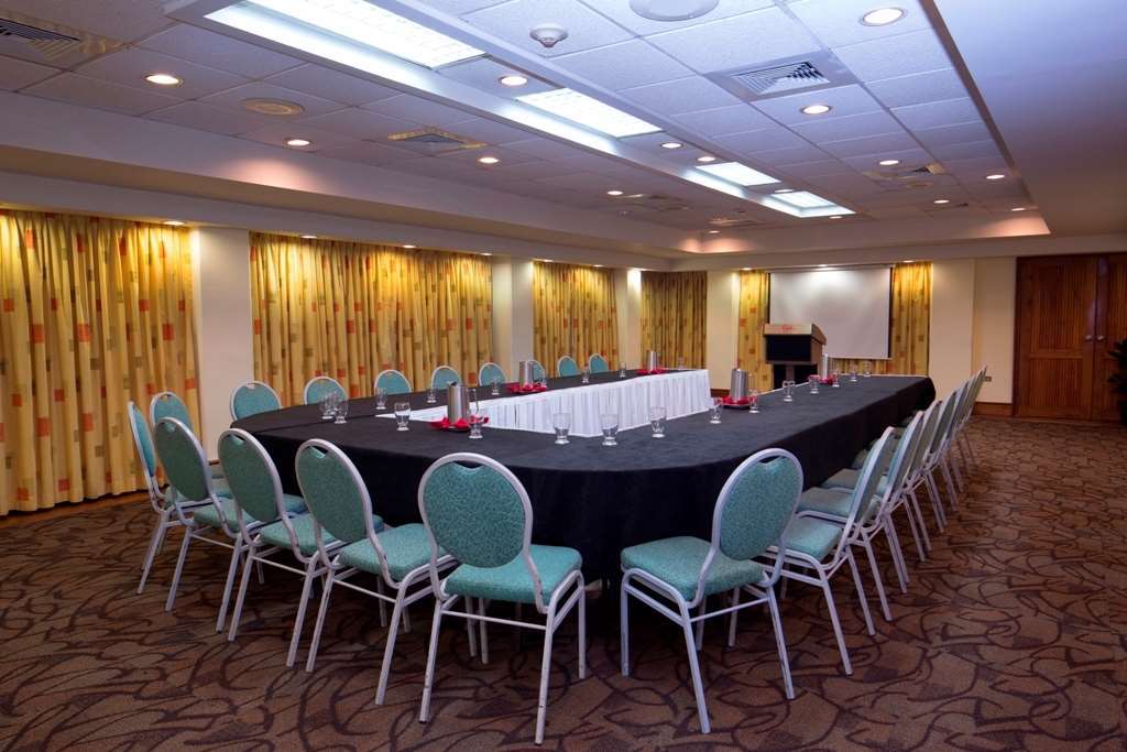 Kapok Hotel Port of Spain Удобства фото